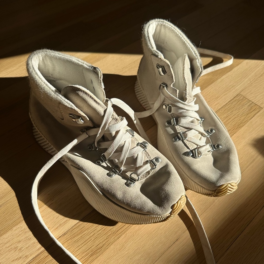 Sorel waterproof boots